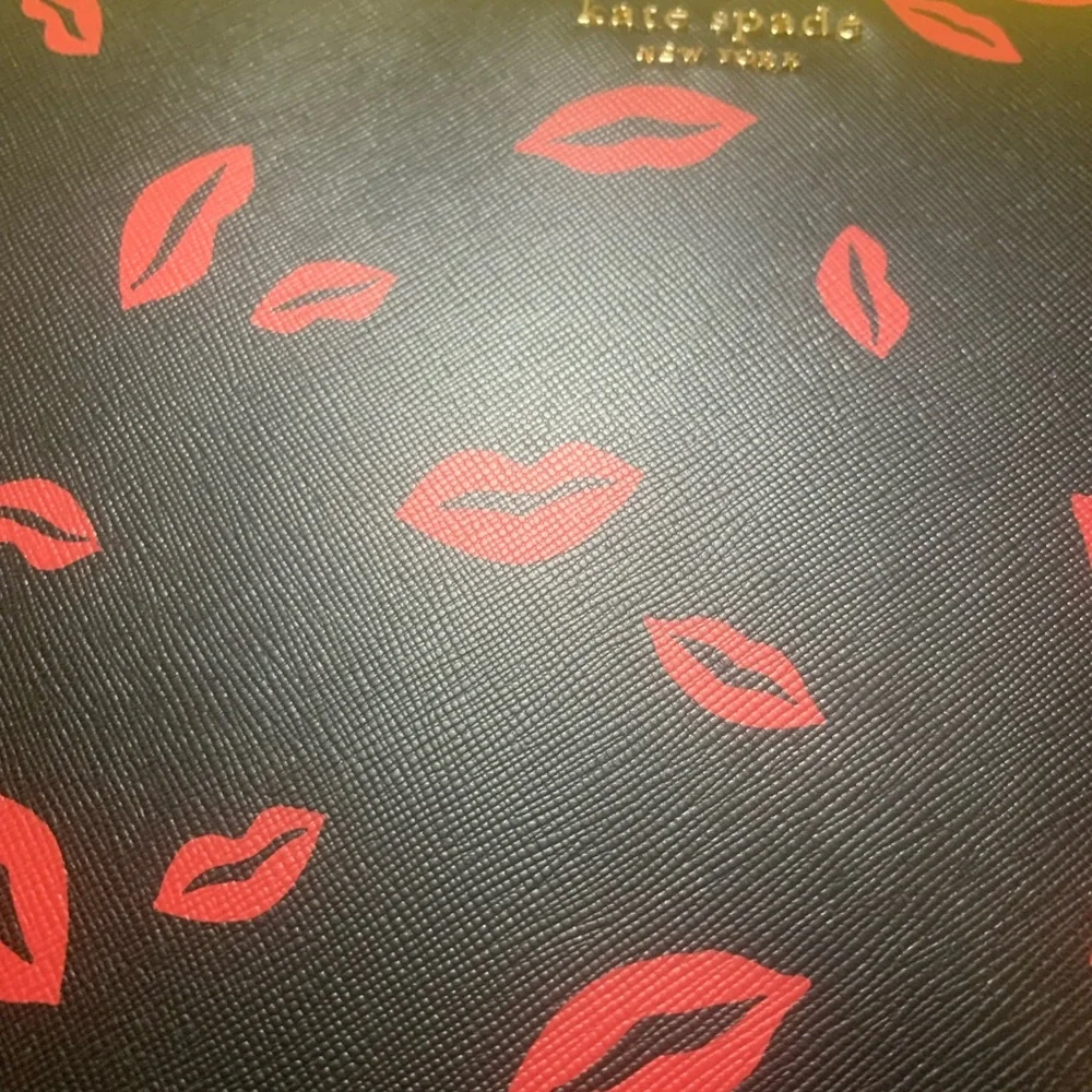 Kate Spade Computer Sleeve Red Lips Black Faux Leather